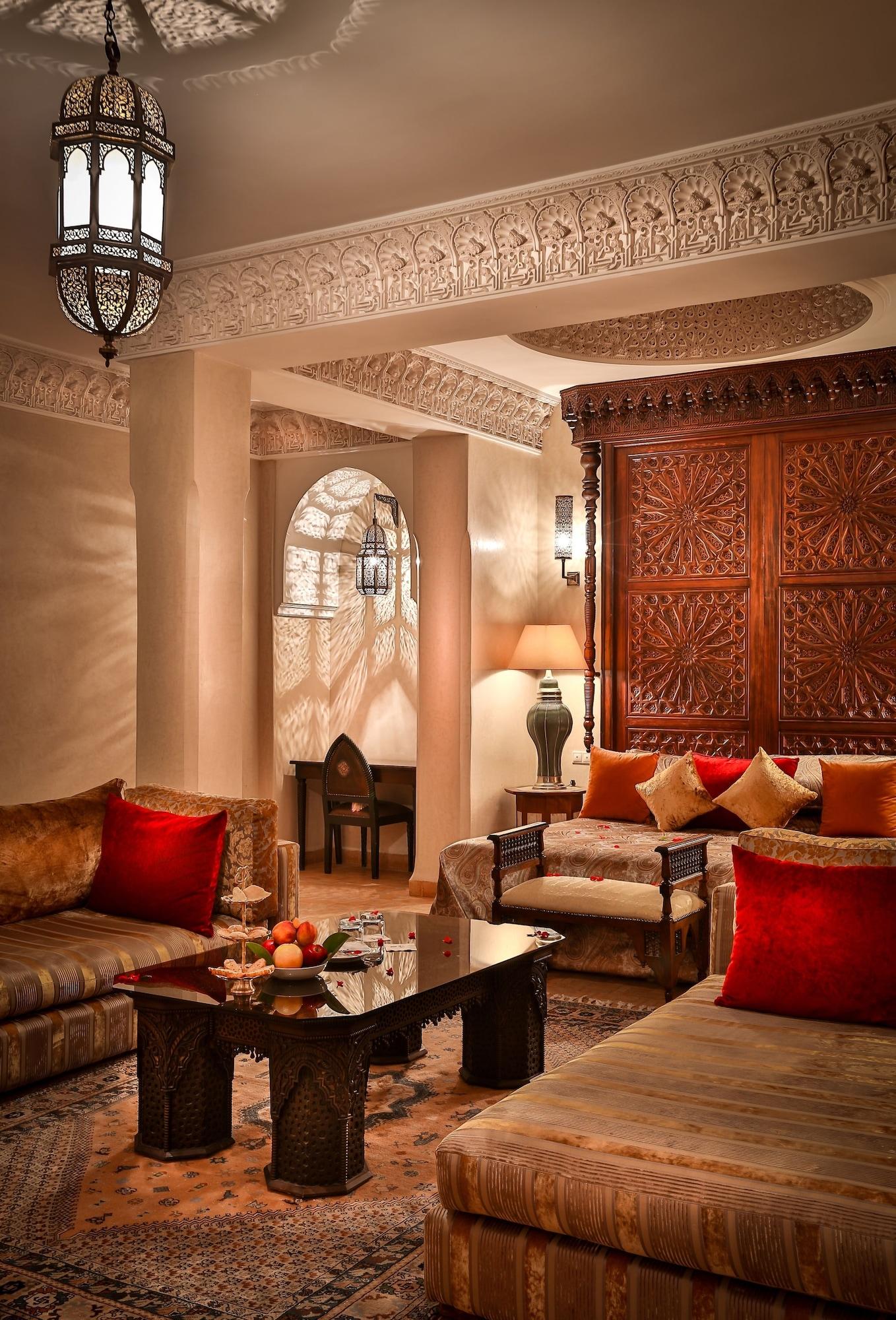 Riad Kniza Marakeş Dış mekan fotoğraf The interior of a suite at the Four Seasons Hotel, Marrakech