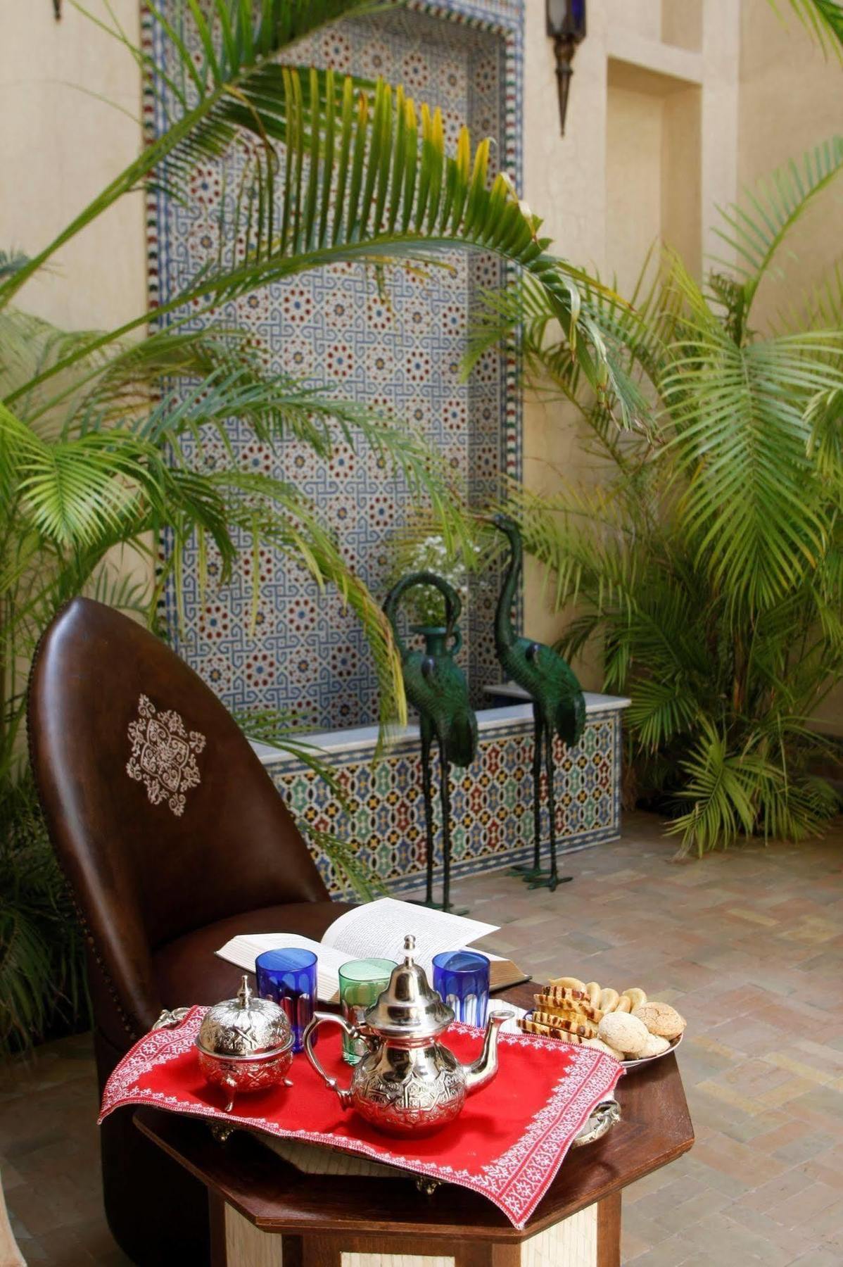 Riad Kniza Marakeş Dış mekan fotoğraf Fountain in the hotel